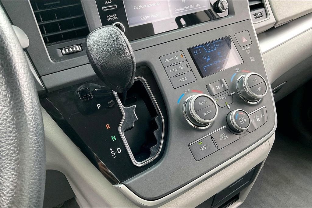 2020 Toyota Sienna L