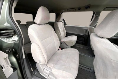 2020 Toyota Sienna L