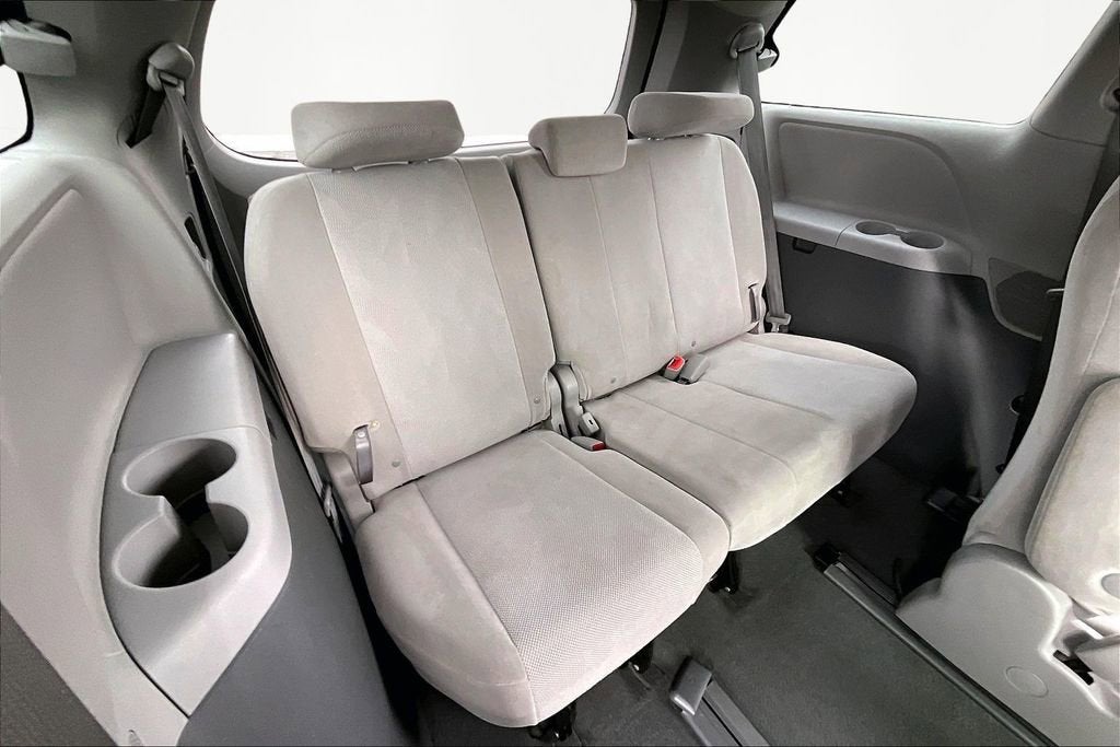 2020 Toyota Sienna L