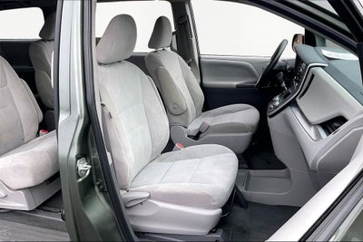 2020 Toyota Sienna L