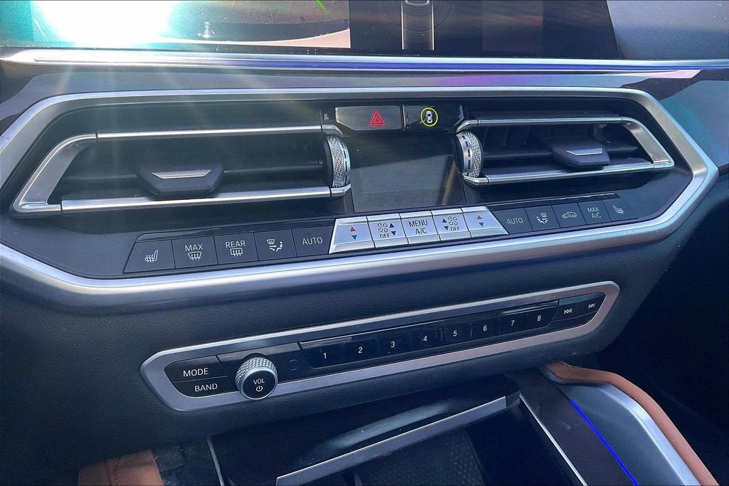 2023 BMW X6 xDrive40i