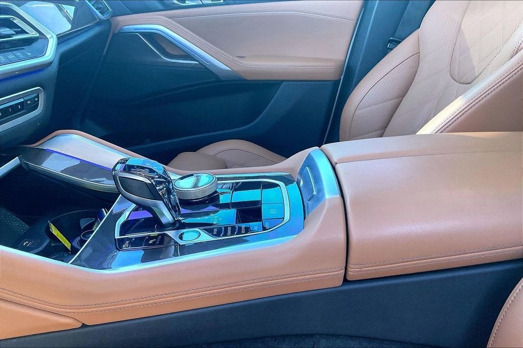 2023 BMW X6 xDrive40i