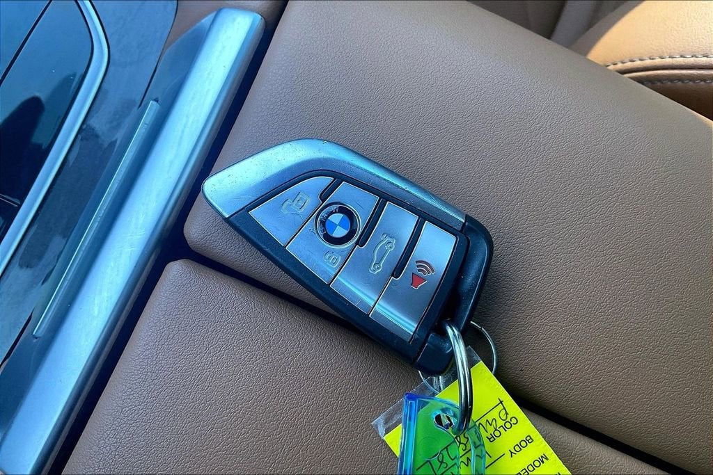 2023 BMW X6 xDrive40i