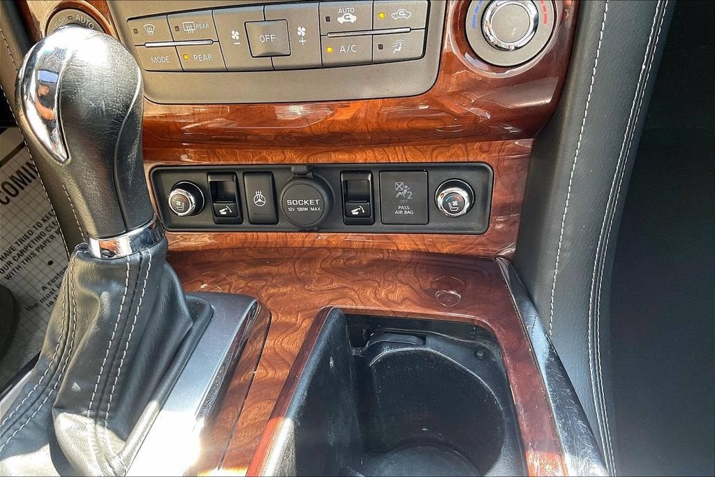 2017 INFINITI QX80 Base