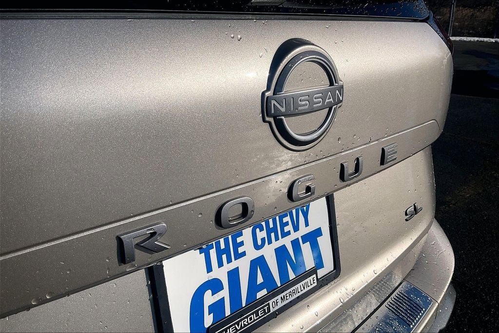 2025 Nissan Rogue SL