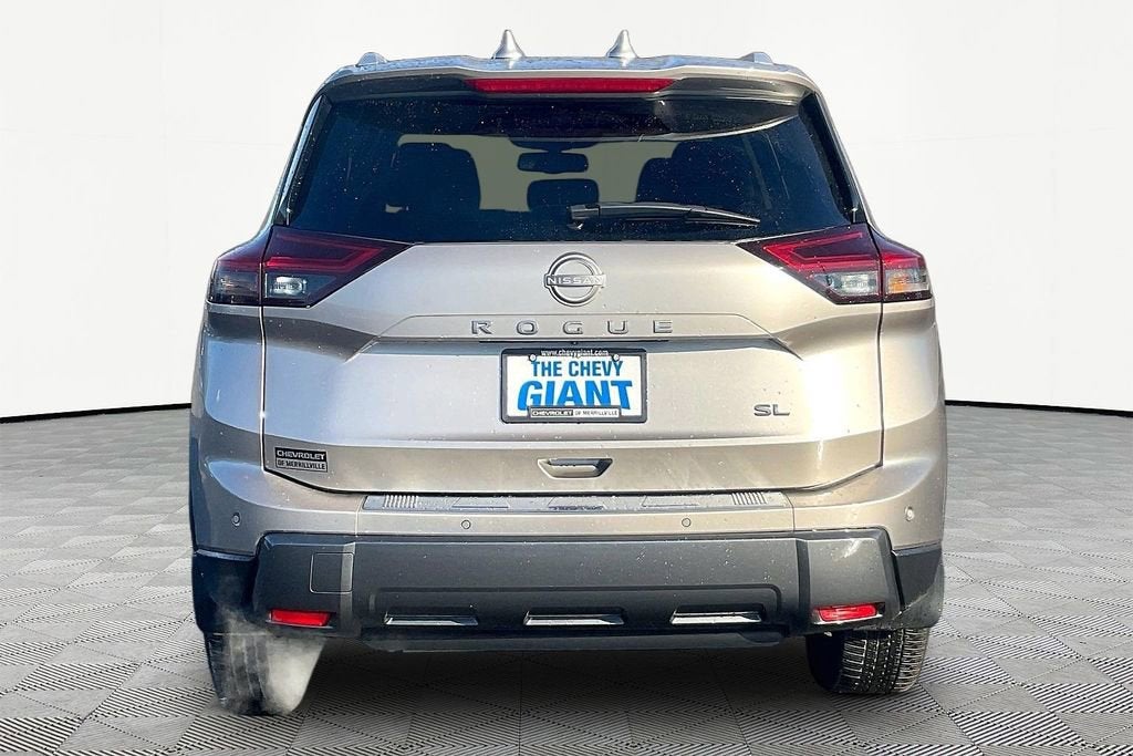 2025 Nissan Rogue SL