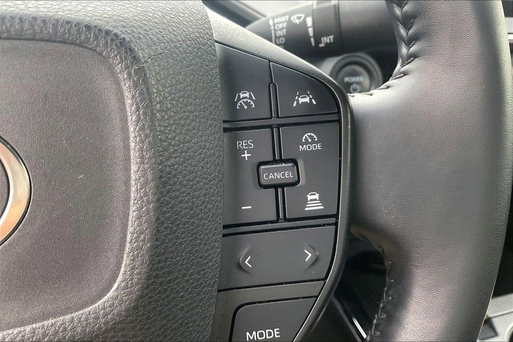 2023 Toyota Prius LE