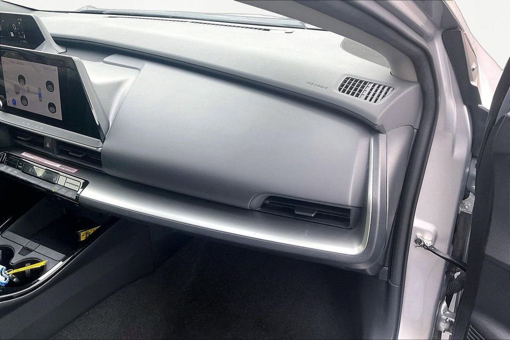 2023 Toyota Prius LE