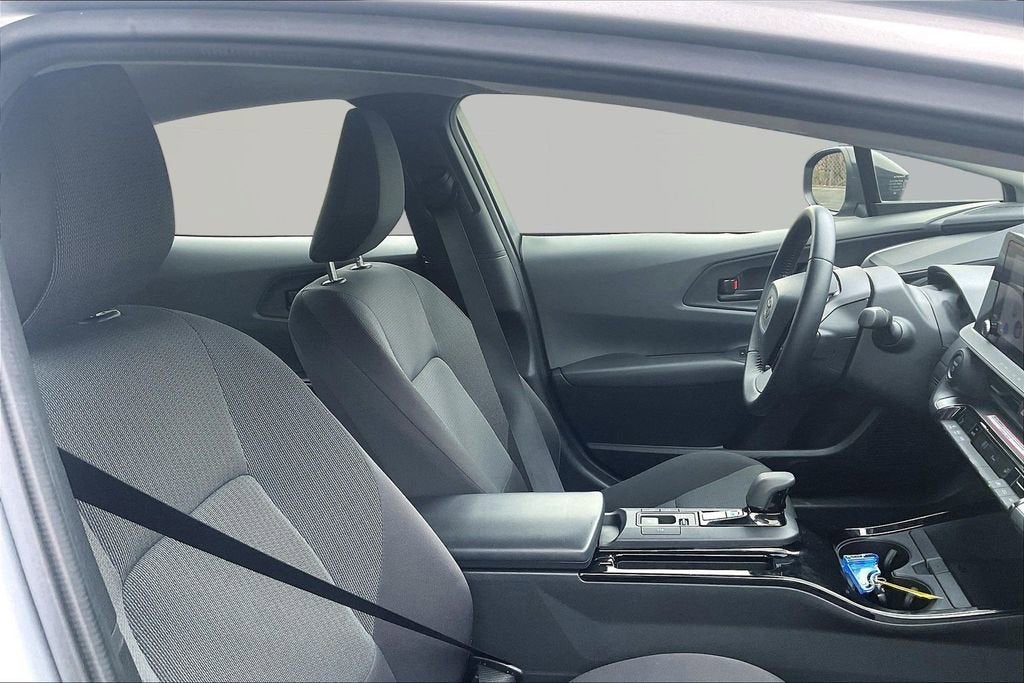 2023 Toyota Prius LE