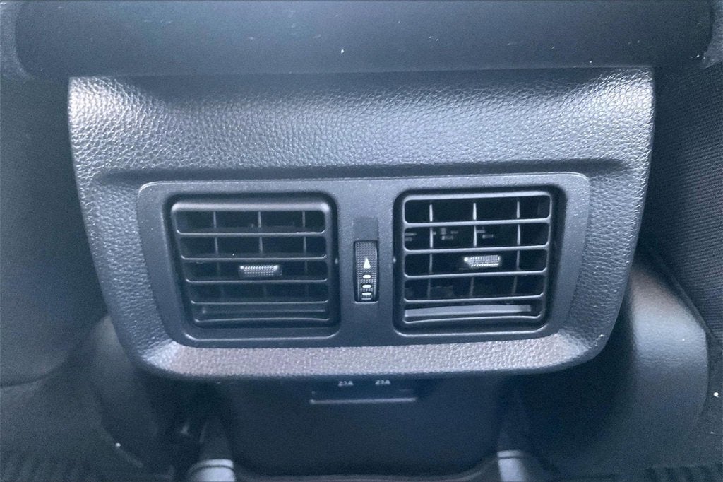 2022 Toyota Venza LE