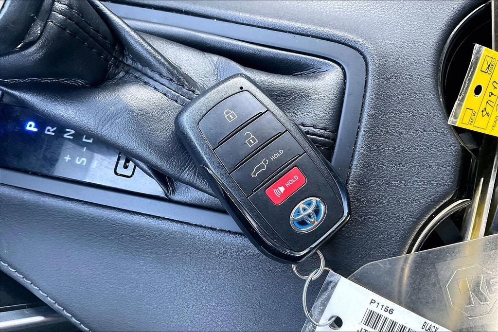 2022 Toyota Venza LE