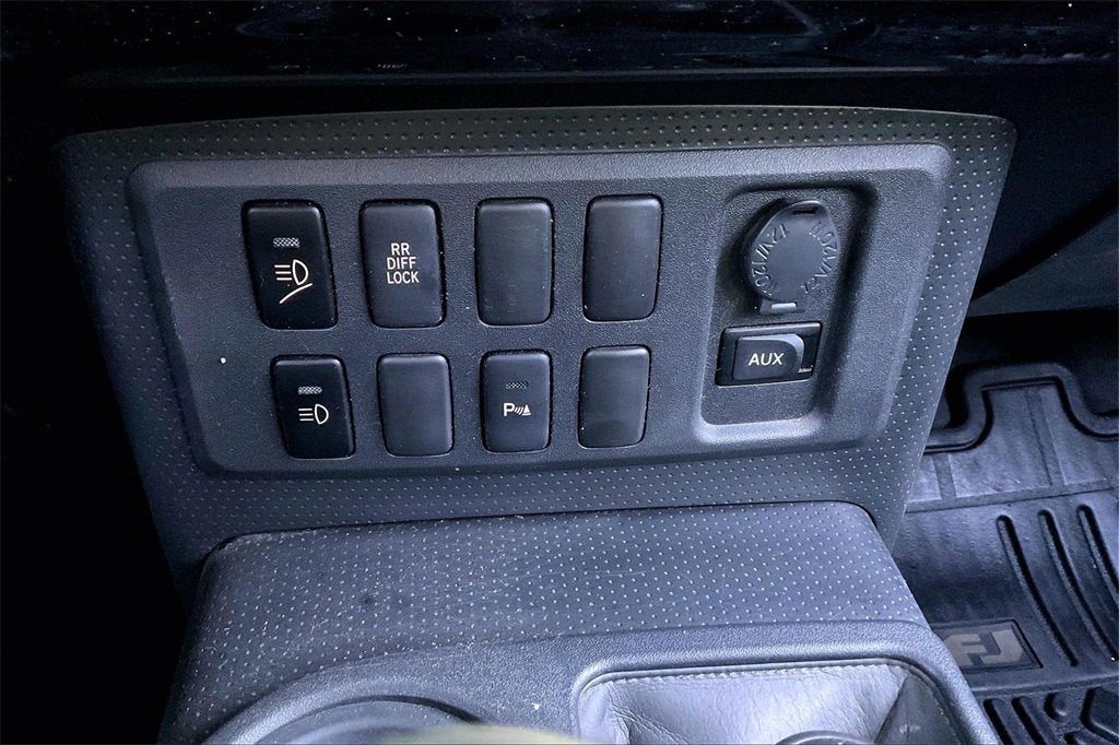 2008 Toyota FJ Cruiser 4DR 4WD AT