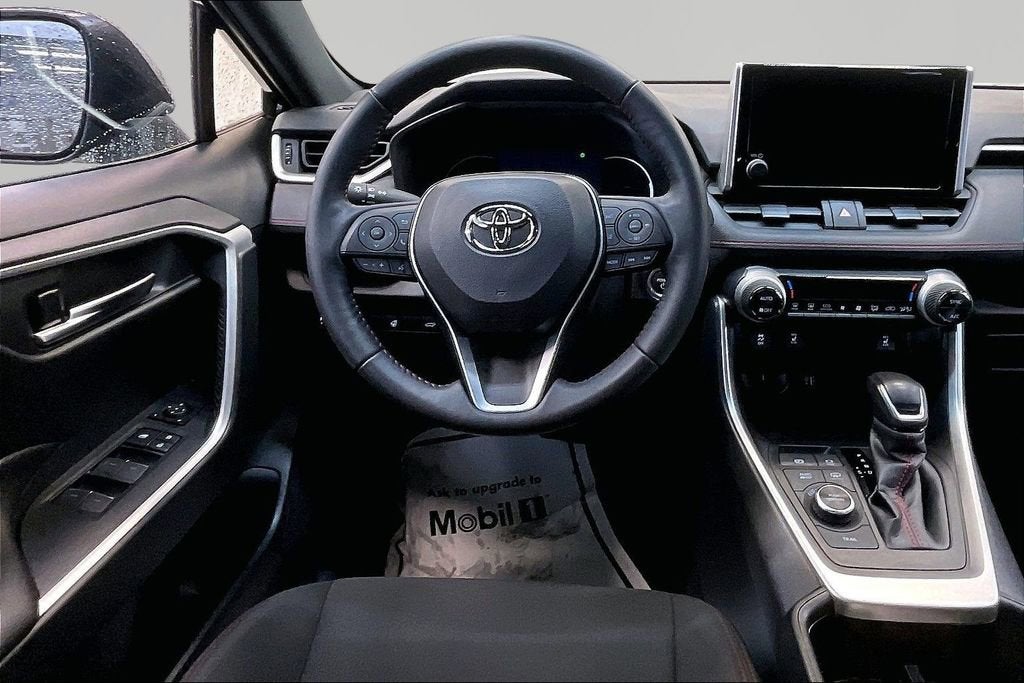 2024 Toyota RAV4 Prime SE