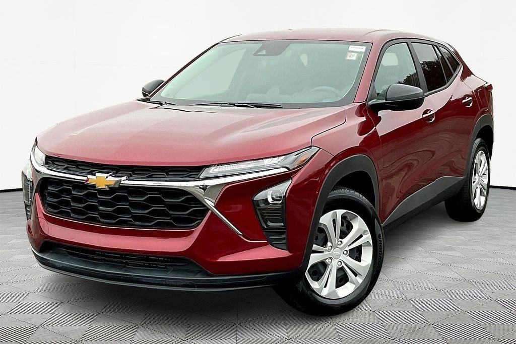 2025 Chevrolet Trax LS