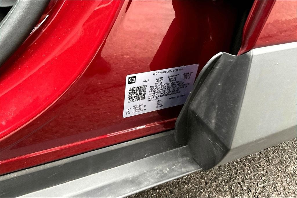 2025 Chevrolet Trax LS