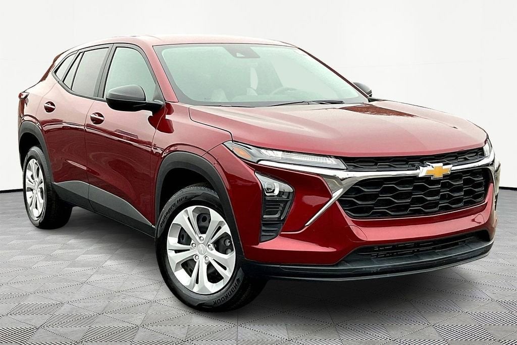 2025 Chevrolet Trax LS
