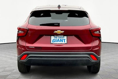 2025 Chevrolet Trax LS