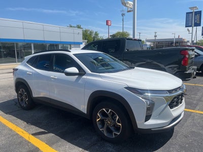 2025 Chevrolet Trax LT