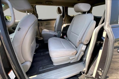2015 Kia Sedona LX