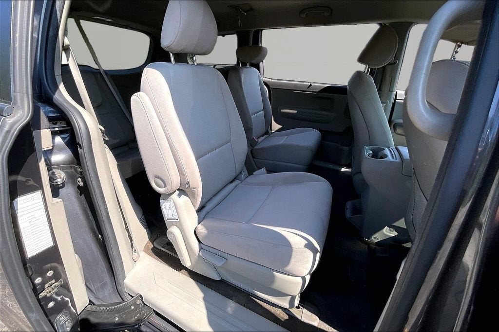2015 Kia Sedona LX