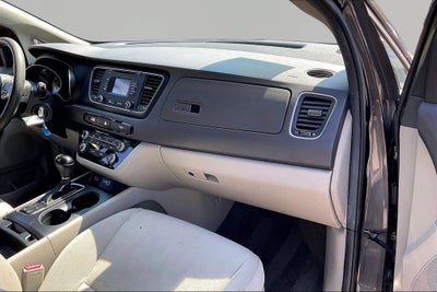 2015 Kia Sedona LX