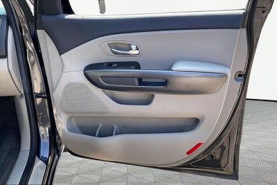 2015 Kia Sedona LX