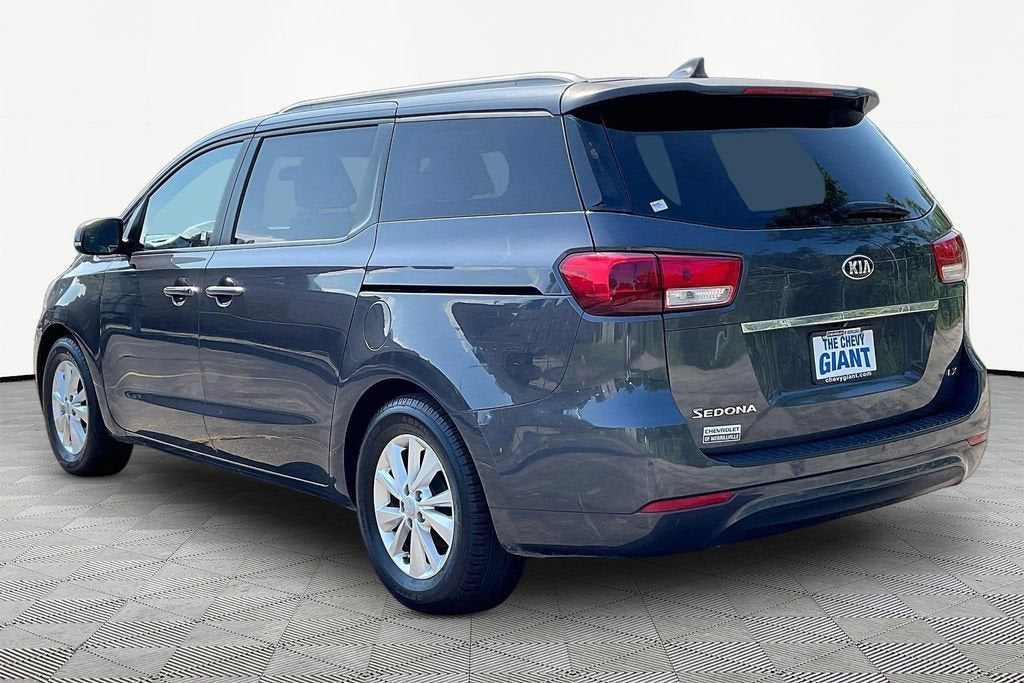 2015 Kia Sedona LX