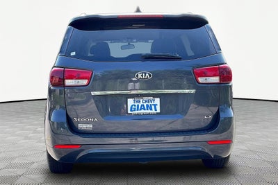 2015 Kia Sedona LX