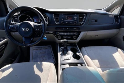 2015 Kia Sedona LX