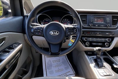 2015 Kia Sedona LX