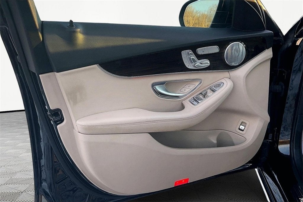 2021 Mercedes-Benz C-Class C 300