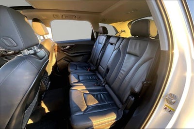 2023 Audi Q7 Premium