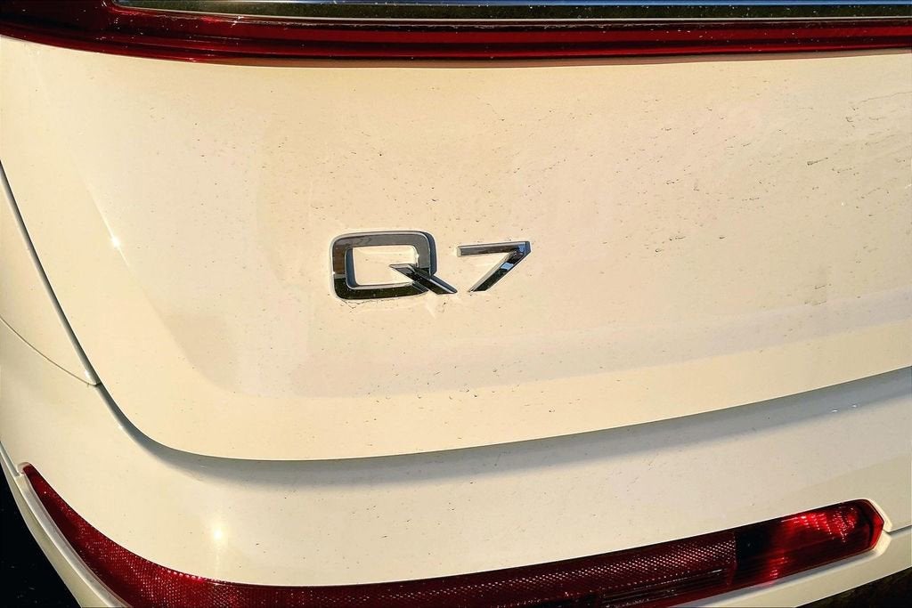 2023 Audi Q7 Premium