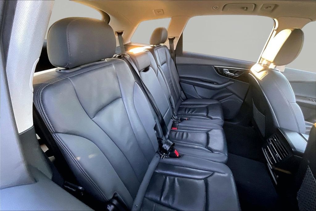 2023 Audi Q7 Premium