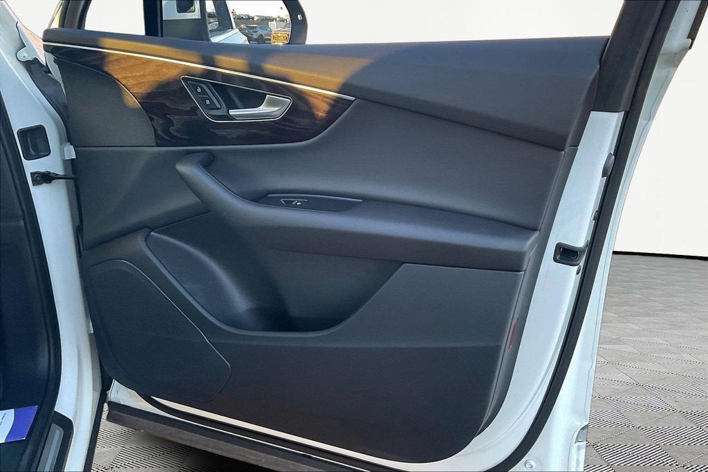 2023 Audi Q7 Premium