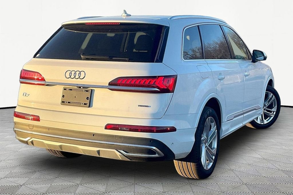 2023 Audi Q7 Premium