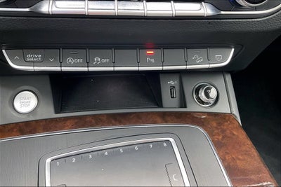 2020 Audi Q5 Premium Plus