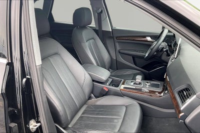 2020 Audi Q5 Premium Plus