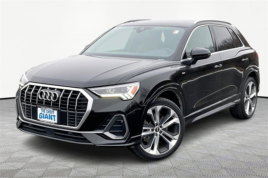 2020 Audi Q3 S line Premium Plus