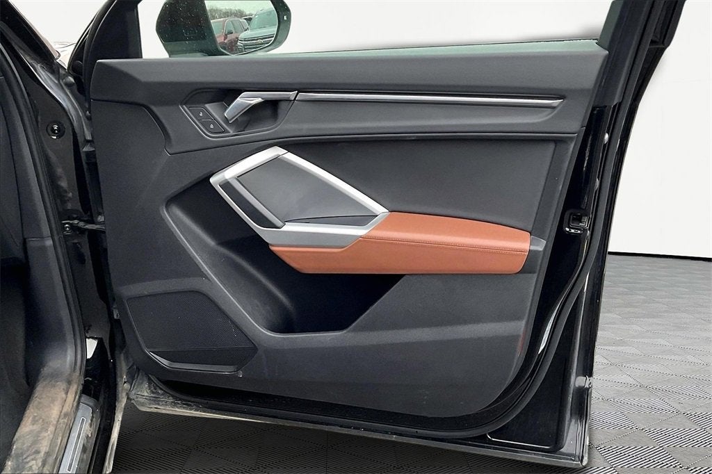 2020 Audi Q3 S line Premium Plus