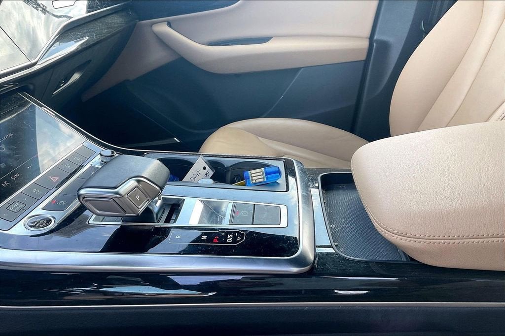 2022 Audi Q7 Premium Plus