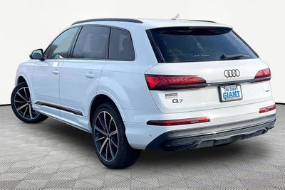 2022 Audi Q7 Premium Plus