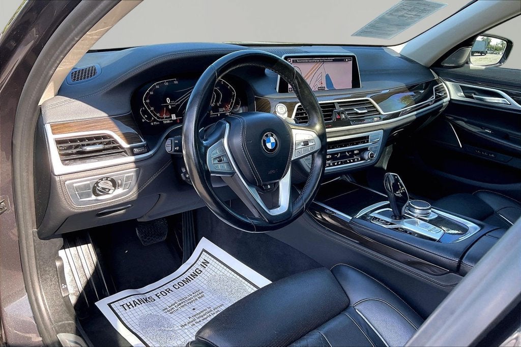 2022 BMW 7 Series 740i xDrive