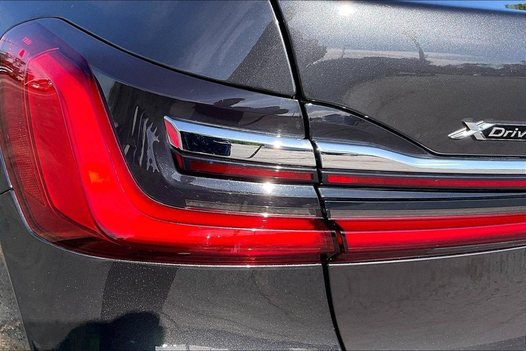2022 BMW 7 Series 740i xDrive
