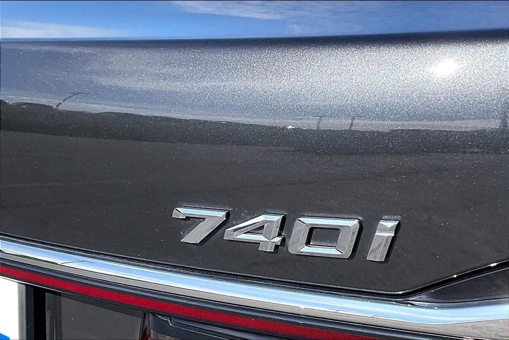 2022 BMW 7 Series 740i xDrive