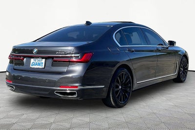 2022 BMW 7 Series 740i xDrive