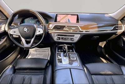 2022 BMW 7 Series 740i xDrive