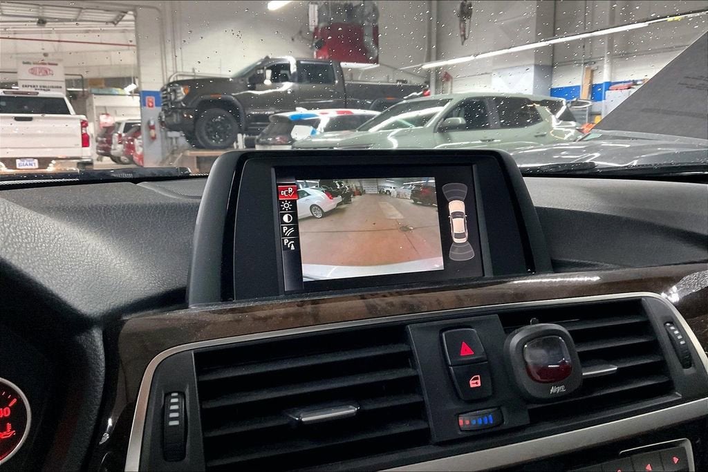 2017 BMW 3 Series 330i